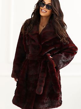 Coat Factory Price  Fur women\'s coat in an elegant style is a striking proposal for the autumn-winter season. The model is made of a material that is a combina