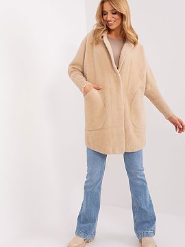 Coat Factory Price  Women\'s transitional coat is a universal proposal in a casual style, perfect for the autumn-winter season. The model is made of a material 
