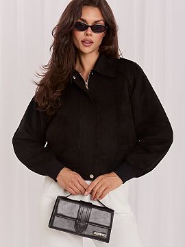 Jacket Italy Moda  The suede bomber jacket for women is a fashionable proposal for the autumn-winter-spring season. The model of standard length is made of smo