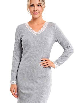 Nightshirt Donna  Nightshirt Megi II is a comfortable proposition for women who appreciate comfort combined with subtle elegance. The model is made of soft, m