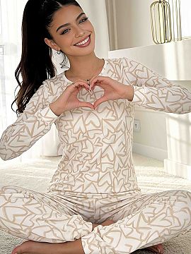 Pyjama Donna