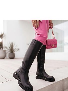 Thigh-Hight Boots Solea  Classic women\'s boots made of ecological leather are a comfortable choice for colder days. The model has a rounded toe and a warm interior,