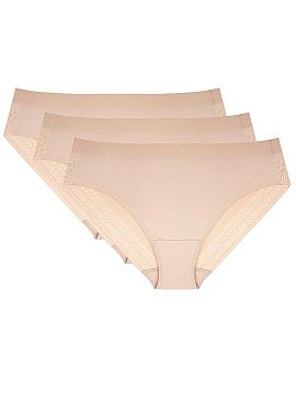 Panties Gorteks  3-pack fig Olga is a practical set of three pieces made of high-quality cotton, which ensures breathability and comfort during daily use. Th