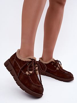 Snow boots Step in style  Choose warmth and comfort in the winter edition with low snow boots for women from the Vinceza brand. Made of suede leather, they look styli
