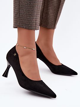 Block heel pumps Step in style  Classic women\'s pumps from the Vinceza brand are a timeless model that will work perfectly in elegant stylizations for many occasions. The 