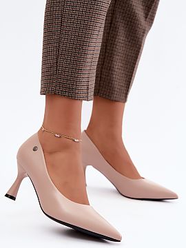 Block heel pumps Step in style  Classic women\'s pumps from the Vinceza brand are a timeless model that will work perfectly in elegant stylizations for many occasions. The 