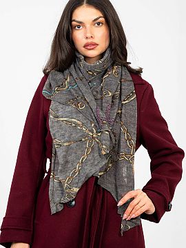Neckerchief Factory Price  Stylish women\'s scarf with an interesting, eye-catching print is a fashionable accessory that will enhance many outfits. Its universal desi