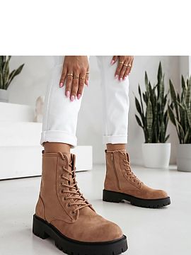 Trapper shoes Solea  Stylish women\'s trapery made of ecological suede leather are an excellent choice for everyday stylizations. The round toe gives them a clas