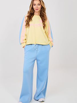 Set Rue Paris  Stylish tracksuit set in a casual version is the perfect proposition for everyday wear. Comfortable, yet fashionable set consists of a long-