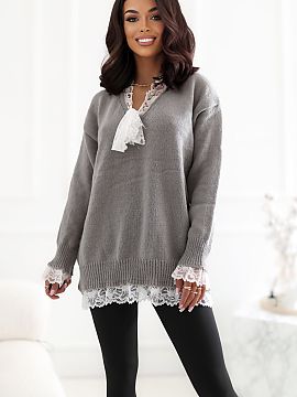 Jumper Factory Price  Stylish oversized women\'s sweater is a proposal for women who appreciate comfort and subtle, feminine details. The longer cut and loose fit