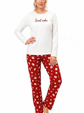 Pyjama Donna  The women\'s Christmas Cookie Long pajamas are the perfect set for cooler nights and pleasant relaxation in the comfort of your own home. It