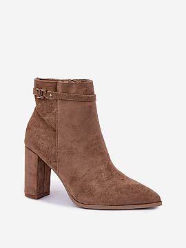 Heel boots Step in style