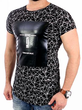 T-shirt YourNewStyle  Men\'s short-sleeved T-shirt in black. T-shirt made of fabric with a spider web pattern.   Composition: 100% cotton