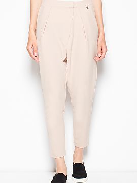 Women trousers Venaton  Comfortable trousers with long, tapered legs. Waist pockets. Comfortable and practical recommended for everyday wear.