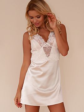 Sexy shirt Kalimo  Seductive, elegant, sexy! This is how Merida slip can be described in three words. By combining delicate satin with sensual lace, we have ac