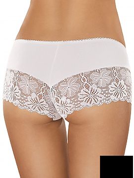 Shorts Gabidar  Sensational shorts made of soft cotton in black with addition of elastic fibers. Legs finished with a charming lace.
On sale in black colou