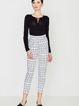 Women trousers Lenitif  Simple elegant trousers in retro check. Loose at the crotch with elevated waist. Suitable for business meetings as well as everyday wear.