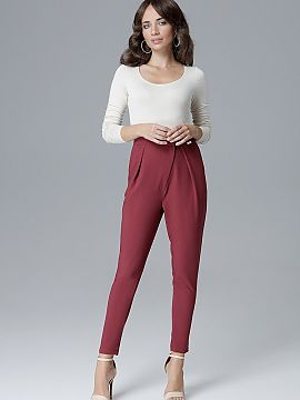 Women trousers Lenitif  Elegant trousers with a loose cut, finished with impressive creases. Model perfectly emphasizes waist.