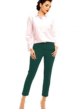 Women trousers Cabba  Button and zip fly with pockets. Comfortable and elegant, 7/8 legs, higher top. Perfect for every occasion: to work, exams or meetings with 