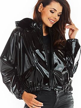 Jacket awama  Vinyl short jacket with ribbed cuffs. It has a hood and pockets, and can be used as a raincoat. Zipped. Available in two colours: black and 