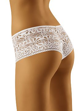 Shorts Wolbar  Comfortable shorts made of floral lace. A proposition that combines comfort and a pinch of romantic look.