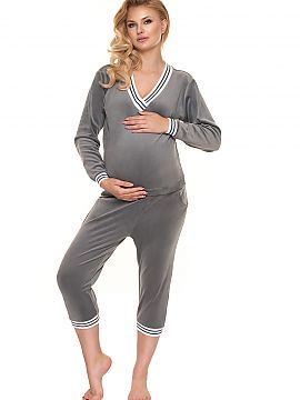 Maternity set PeeKaBoo  Tracksuit set with contrasting piping. Blouse with V neckline. The sweatshirt is made of soft velour fabric. Trousers 3/4 length with non-pr