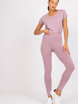 Leggings BFG  Leggings made of smooth material with an elastic waistband. Perfectly match with tunics, extended shirts or sweaters.