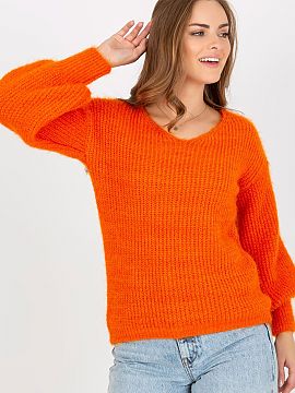 Jumper Och Bella  Women\'s sweater with long sleeves and a heart neckline. A proposition for many occasions.