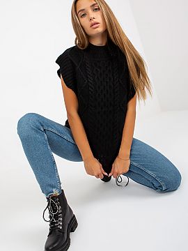 Gilet Sublevel  Sleeveless knitted jacket with an interesting plaid weave. Perfect for many occasions.