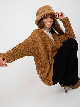 Jumper Och Bella  Women\'s sweater with long sleeves and a heart neckline. Perfect for many occasions.