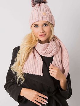 Set Rue Paris  Winter set consisting of a hat and a scarf. A perfect set for the coming winter.