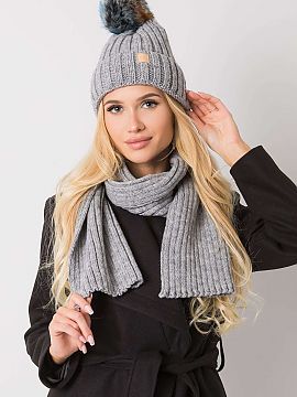Set Rue Paris  Winter set consisting of a hat and a scarf. A perfect set for the coming winter.