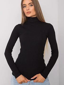 Turtleneck Rue Paris  One-color turtleneck in a fitted cut with long sleeves. An ideal choice for a wide range of styling.
