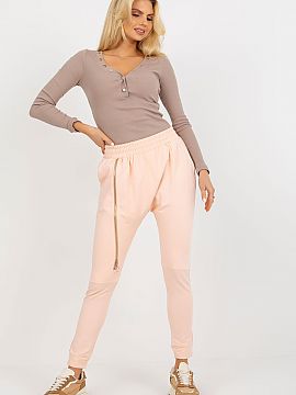 Tracksuit trousers Ex Moda  Sweatpants with high waist, elastic waistband and decorative zipper. Slip pockets on the sides.