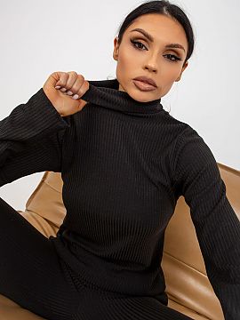 Blouse Lakerta  Women\'s blouse with turtleneck and long sleeves. The blouse is made of ribbed fabric.