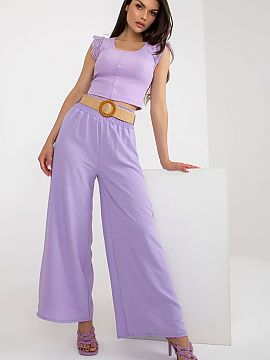 Women trousers Italy Moda  Long fabric pants with a high rise and decorative creases. Complete with a belt. Pants with wide legs ideal for many occasions.