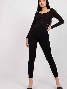 Long leggings Rue Paris  Leggings made of ribbed fabric are perfect for everyday styling and more. They will look great in an everyday look worn, for example, accomp