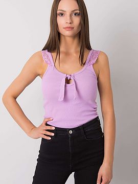 Top Calben  Strapless shirt decorated with lace. Round neckline with decorative binding. Top made of acrylic ribbed fabric.