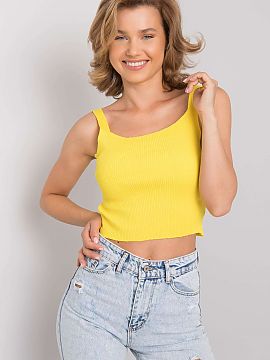 Top Calben  The ribbed top is an ideal choice for women who appreciate modern style. Made of soft and durable acrylic material, it features an interesti