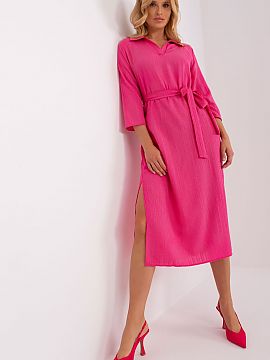 Daydress Lakerta  Straight cut dress with 3/4 sleeves, waist tie and side slits. A proposition for everyday and beyond.