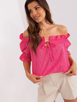 Blouse Lakerta  Blouse with short sleeves and a Spanish-style neckline. Blouse made of fabric with openwork pattern. Perfect for many occasions.
