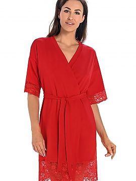 Bathrobe Teyli  Impressive, delicate to the touch and for the female body women\'s bathrobe in juicy red. It is made of airy high quality viscose, which coo