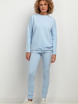 Tracksuit trousers Tessita  Adjacent sweatpants made of soft knit sweat fabric. They have a crease with an elastic waistband and cuffs at the legs, beautifully emphasiz