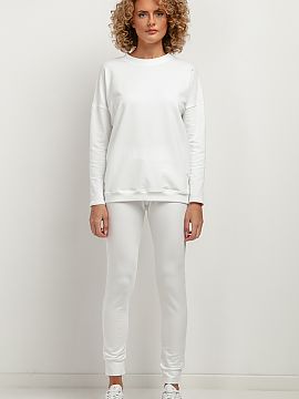 Tracksuit trousers Tessita  Adjacent sweatpants made of soft knit sweat fabric. They have a crease with an elastic waistband and cuffs at the legs, beautifully emphasiz