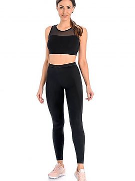 Long leggings Teyli  Women\'s leggings made of very stretchy cotton with lycra in black. Compact and dense cotton does not stretch with prolonged use. Washed at 