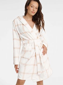 Bathrobe Henderson  Women\'s bathrobe made of printed fabric. Robe with long sleeves, waist tie, hood and pockets.