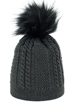 Cap Art of polo  This beanie is an excellent choice for winter days. Its double fabric and extra insulation provide warmth and comfort, protecting you from t