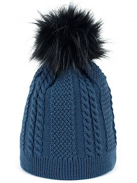 Cap Art of polo  This beanie is an excellent choice for winter days. Its double fabric and extra insulation provide warmth and comfort, protecting you from t