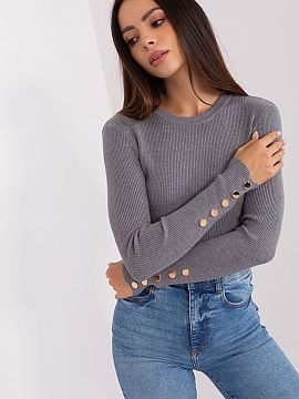 Jumper Factory Price  This charming sweater is the perfect addition to your fall/winter collection. Made from a viscose dominant material, this sweater combines c