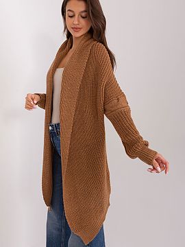 Cardigan Och Bella  This cardigan is an ideal choice for everyday styling. Made of pleasant to the touch acrylic, it provides comfortable wear and pleasant warm